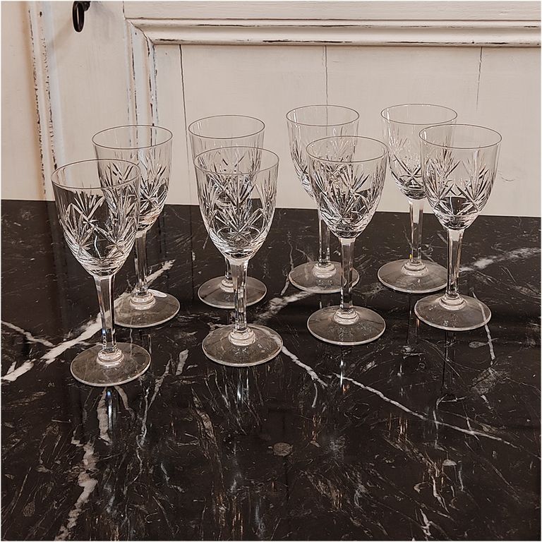Set aus 8 Kristallgläsern, Sherry- Likör Gläser
